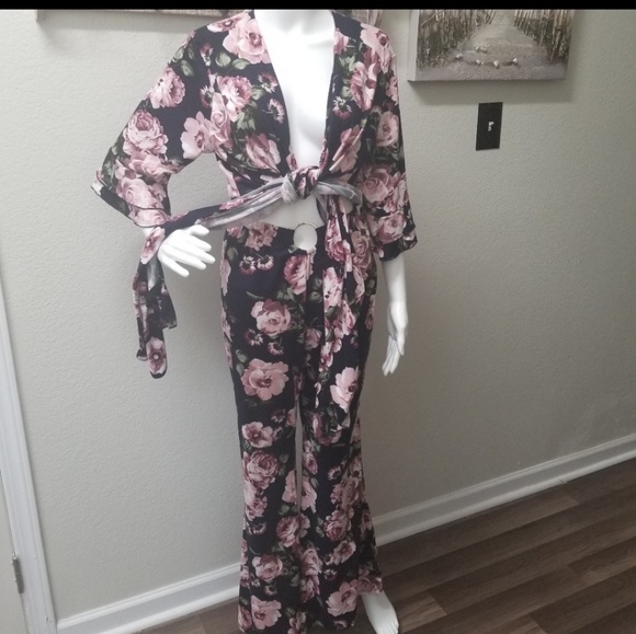 Pants - Sexy Two Piece Pant Set